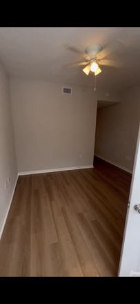 Bedroom - Windsor Coral Springs Apartments