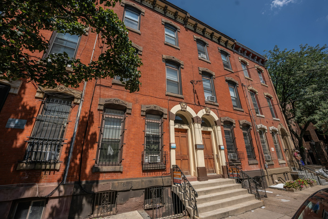 3911 Pine - 3911 Pine St Apartments