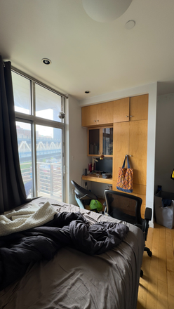 Built in Furnature - Private Bedroom in Shared Apartment next to Manhattan Bridge.