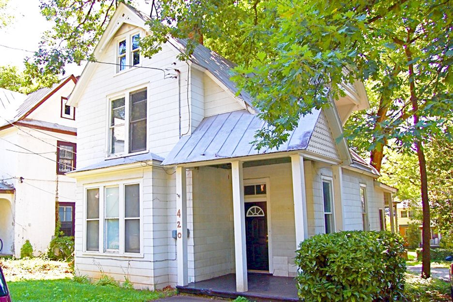 Front Photo - 420 15th Street