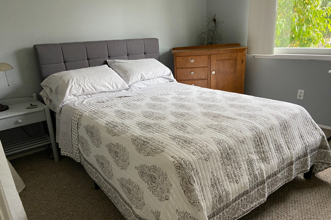 Bedroom - Bedroom available in lovely home in University City $1630 including all  utilities