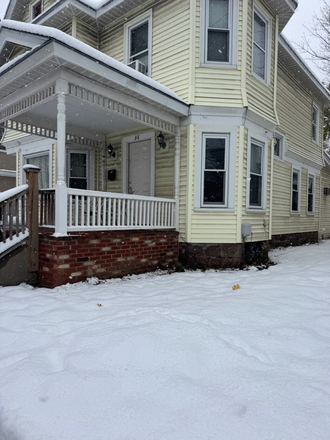 Front entry (near corner of n Willard) - Charming house with room available for 2026-2027 School Year
