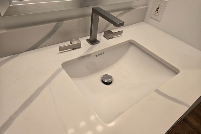 Master Bath - ONE OF THE MOST SECURE BLDGS IN BMORE!