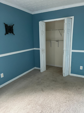 1st bedroom - House Share: 10 -15 minutes from KSU. You will have two upstairs bedrooms and full bath.