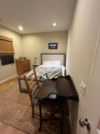 Bedroom - Privet Room with Private External Bathroom in Irvine (Female Only - Available in Jan 4th)