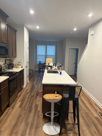 Kitchen - Fully Furnished Bedroom with Own Bathroom - 1050$ utils included Townhome