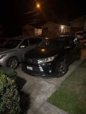 Drive way - House in Crystal Springs