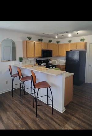 Kitchen - Sublet avail (male):  4th bedroom at Fox Townhomes