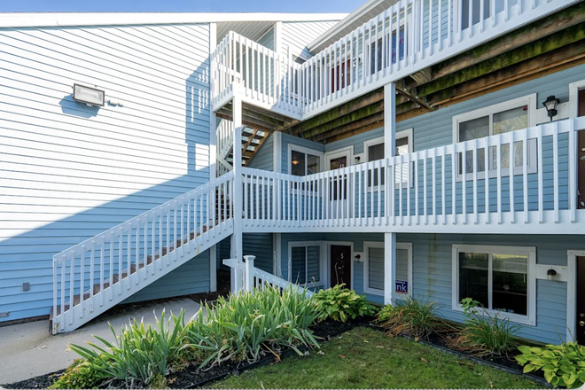 Exterior View - Raleigh Apartments