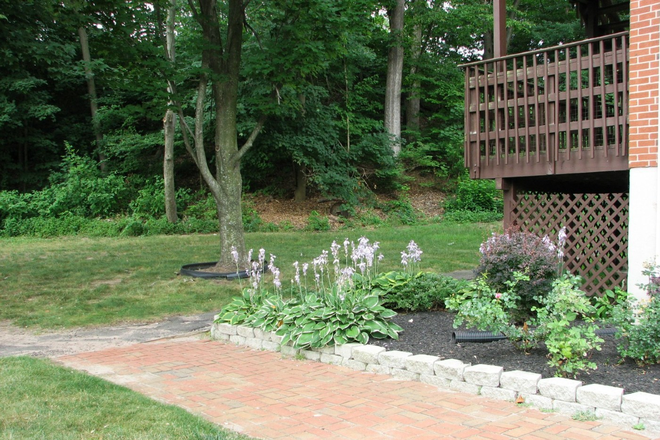 on-site rental office - second floor units have balconies - 2 Bedroom Garden style Apartments