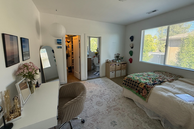 Bedroom 1 - 1 Bedroom with Private Bathroom and Walk-In closet