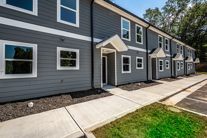 Street view - Brand New Townhomes in Dahlonega City Limits