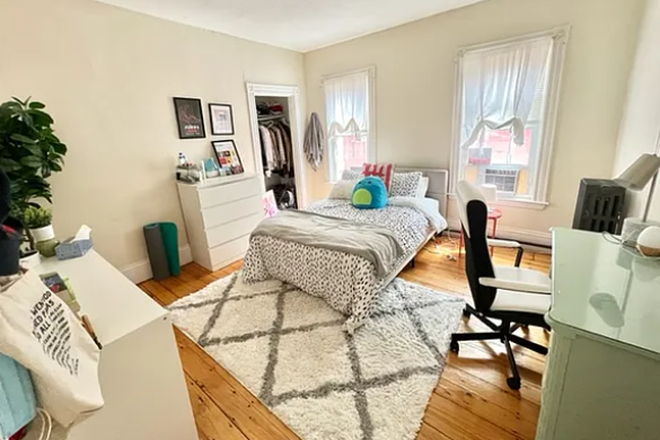 Bedroom - September 1! Great price for a 4 bed in the heart of the hill! Apartments