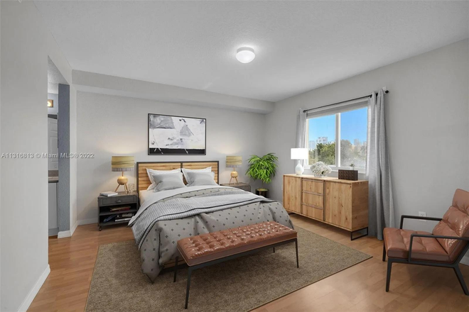 Primary Bedroom - 2BR 2BA High Flr Incredible Views/Updated/Walk to UM Medical & Culmer Station Condo