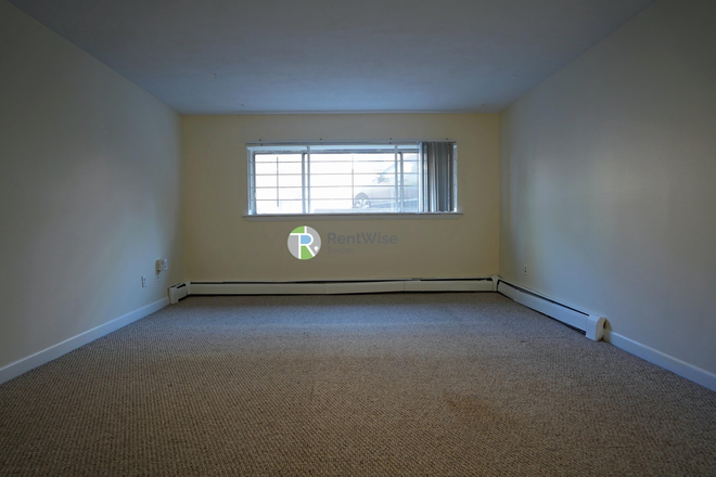 1 - SEPT 2026-Huge Packards Corner 1 bed. Student OK. Pets OK-No Fee! Apartments
