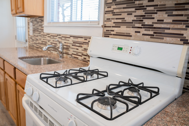 Kitchen - Two Bed Two bath private parking apartment in Parkville