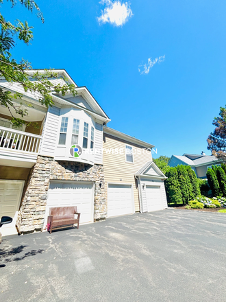1 - Available NOW | Gorgeous 1, 2, & 3 Beds, Pet Friendly, Flexible Lease Terms, Parking!!
