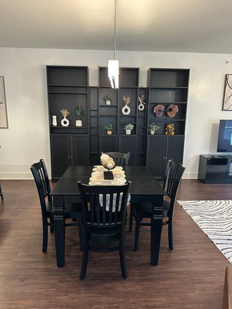 Dining area - Peninsula Town House