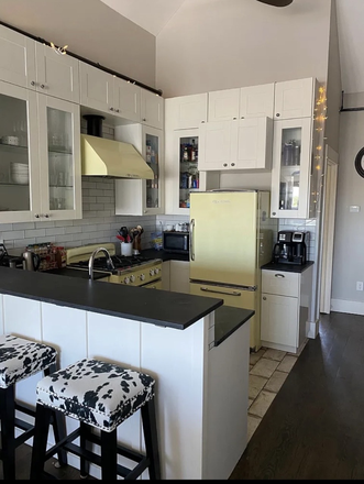 Kitchen - College Ave & 13th St