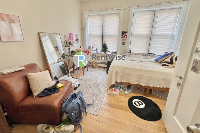 Master Bedroom - AVAIL 9/1! Sunny Apartments next to Harvard Ave Station Closed to BU/T line, NO FEE!!