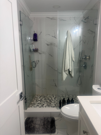 Bathroom 2 - Apartment in Brighton