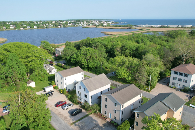 Exterior - 3 Oswego Trail - Bonnet Shores House