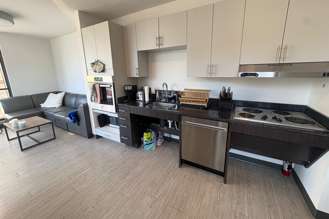 Kitchen - Lightview Apartments