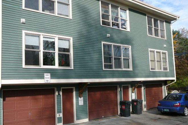 Garge area and Parking - 7 Bradley Street/Great Location Close to Campus and close to Downtown,great Neighborhood Townhome