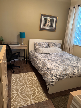 Desk, closet, window, bureau - Room for rent in private home/2 miles campus, UCF