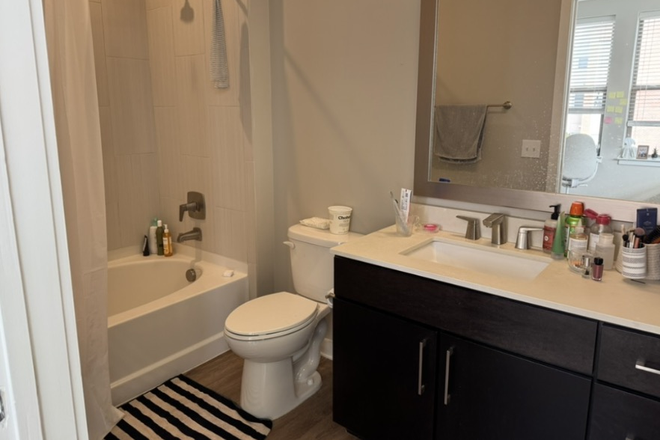 bathroom - The Alloy Apartments