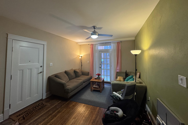 Living room - quadrangle housing