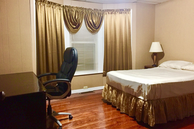 Bedroom - Furnished Private Bedrooms, 731 Livingston Ave, Room 2 Rental