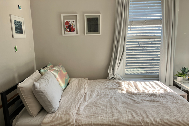 Bedroom - July/August Sublet, Walking Distance to Campus Apartments
