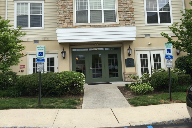 Exterior - 2BR condo-Masterson Court-Ewing
