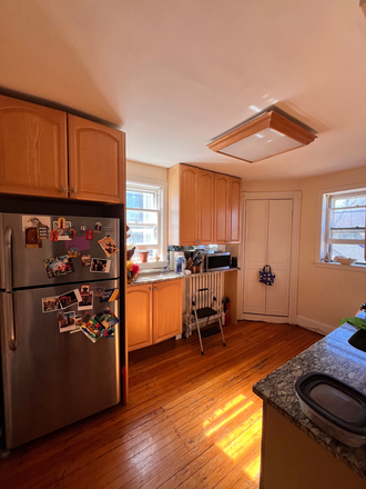 Kitchen - 2BR apt-Maple St-Princeton