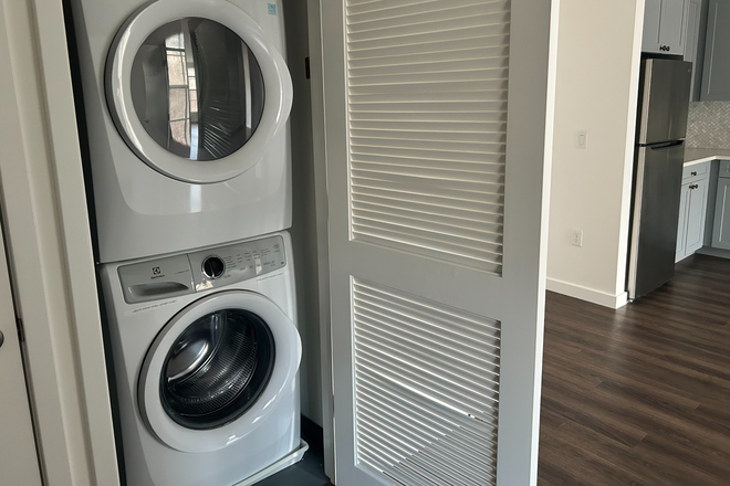 In-Unit Washer/Dryer - The Glover House