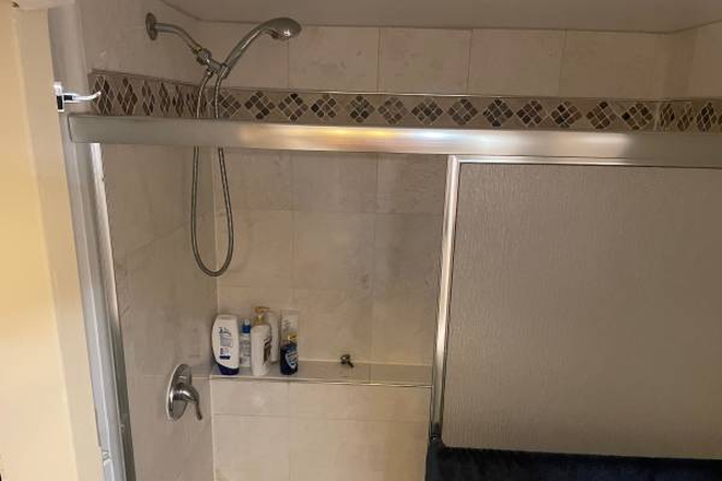 Bathroom - Studio MIT/Kendall -all utilities included+ not fee Condo