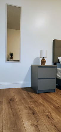 Bedroom - Room for rent in quiet neighborhood in west Miami. House