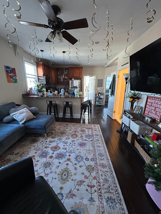 Living room - 4 Bed Available 9/1/26! *CONTACT NOAH 603-470-8181 Apartments