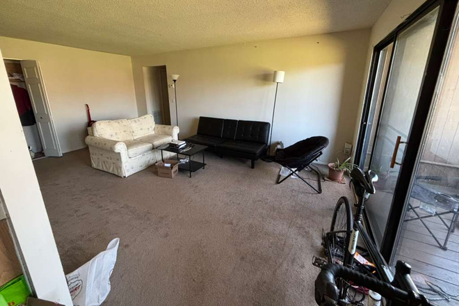 Living room - Brandywine Apartments (Lease transfer and sublet)