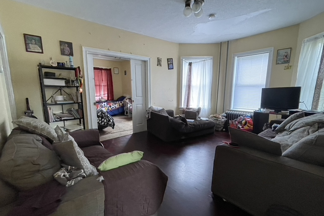 living room - 3 Bedroom Apartment