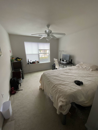 Bedroom - The Edge - 1st Floor Room 5 min walk from campus (Spring 2026) Apartments