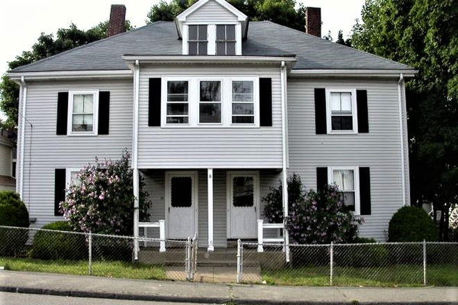 front of the house - A large furnished room in a 6b2b shared apt. Walk to Brandeis.