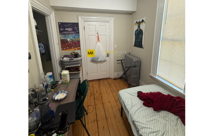 bedroom 1 - Rare find – a newly renovated single family house on Mission Hill!