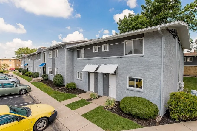 Block - University Crossing Apartments