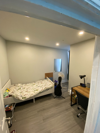 Bedroom - Furnished Bedroom with all utilities included