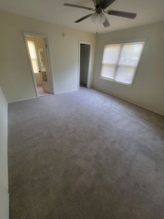 Photo - Spacious 5-Bedroom 3 1/2 Bathroom home for rent in College Park,  (Walking distance to Campus)