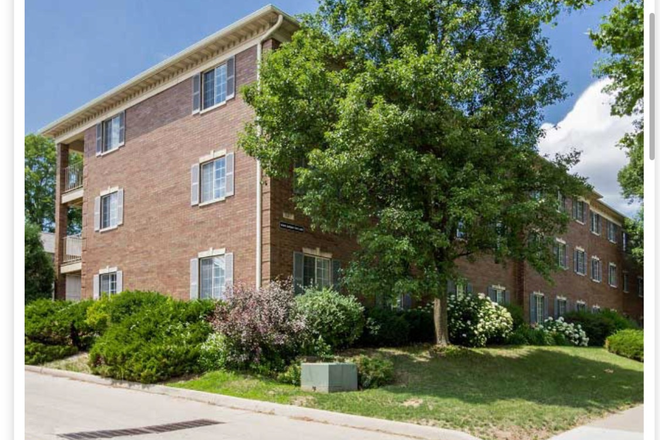 Outside Street View - Campus View Apartment-Roommate wanted! On cambus route