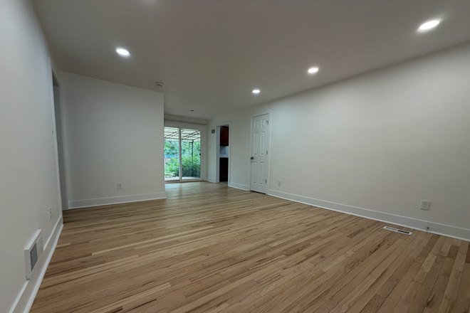 Upstairs Living Room - Fully Renovated 4 BR, 2 full Bath detached house