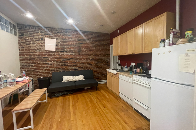 Open kitchen / living room - Stunning 2 Bed on Anderson w/ gorgeous exposed brick Apartments